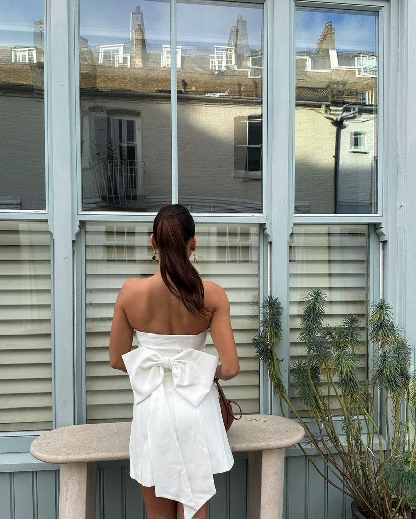 No.1: The White Bow Dress - Kiwi & Co